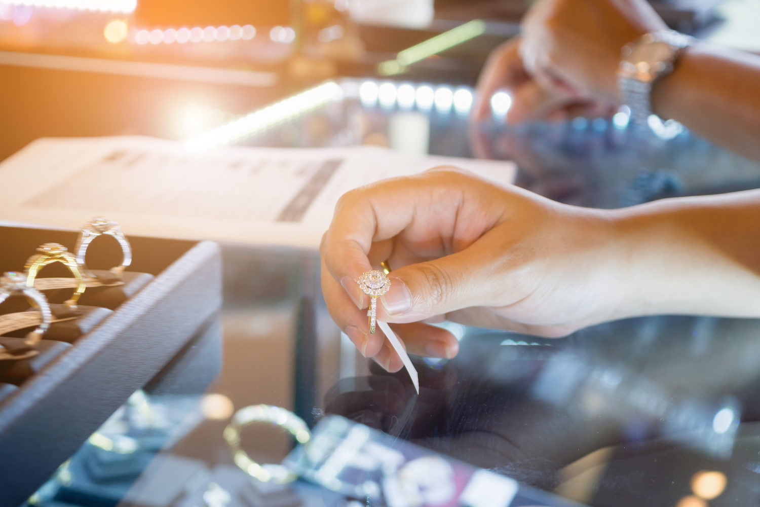 Buying Insurance For Jewellery Stores In Canada - ALIGNED Insurance Brokers
