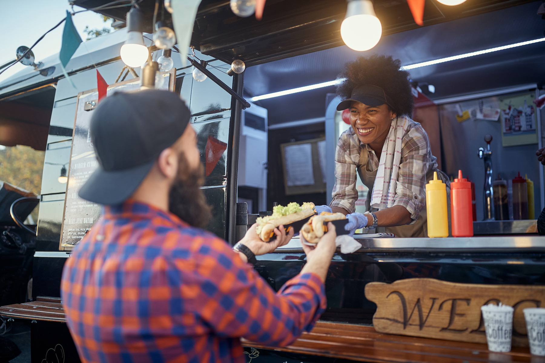 Food Truck and Mobile Vendor Insurance - ALIGNED Insurance brokers of Canada